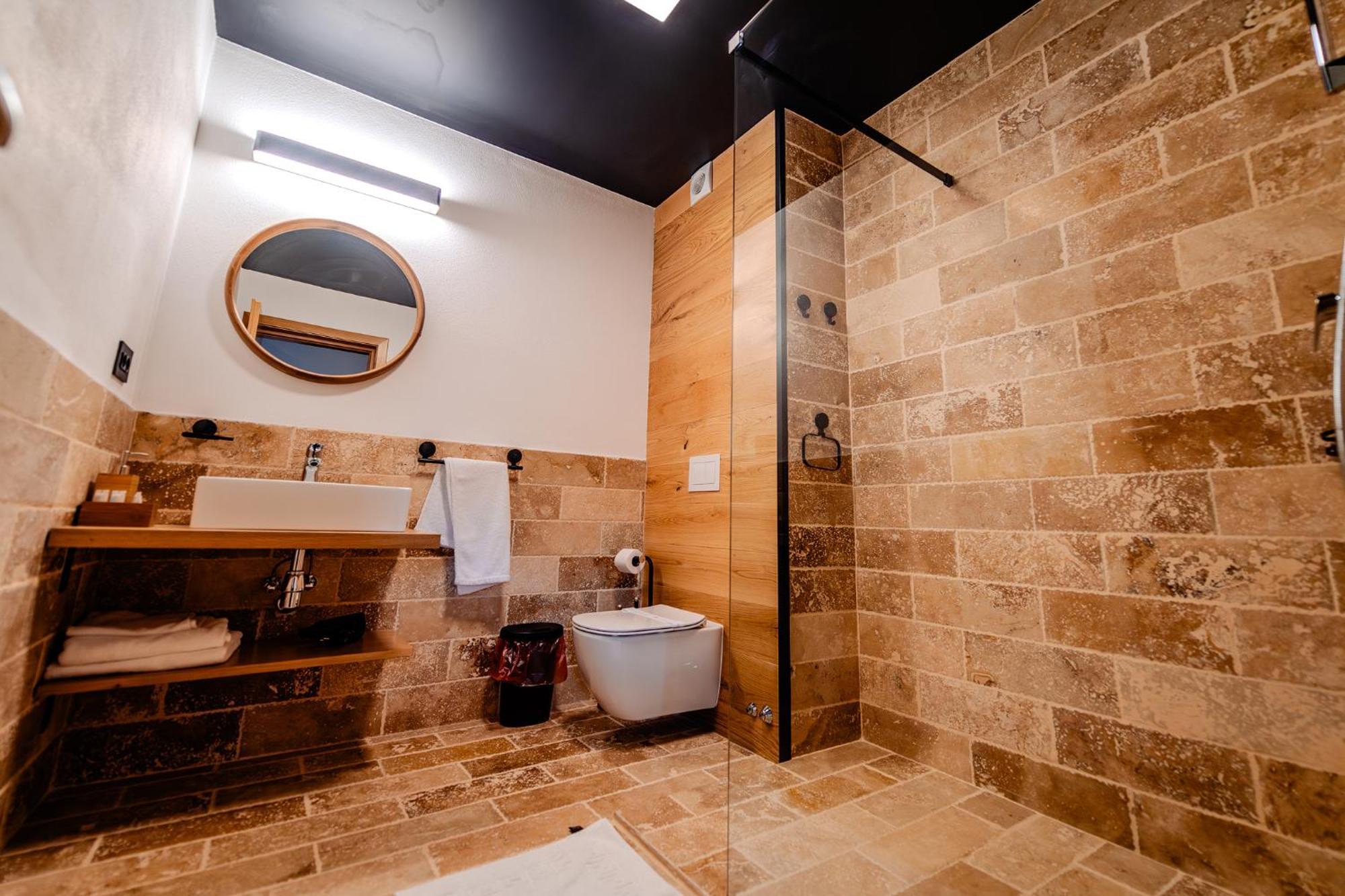Complexul Turistic Cheile Butii Hotel Câmpu lui Neag Exterior foto