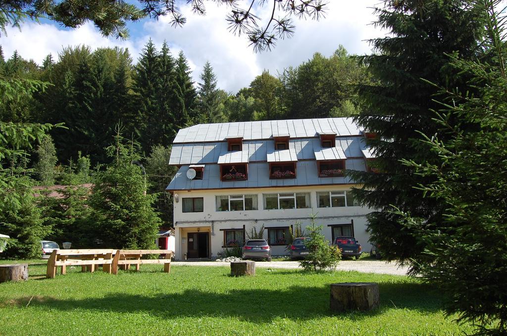 Complexul Turistic Cheile Butii Hotel Câmpu lui Neag Exterior foto
